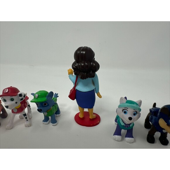 PAW PATROL Figure Play Set NICKELODEON Nick Jr PVC TOY Mayor Goodway + 5 Pups - Picture 4 of 9
